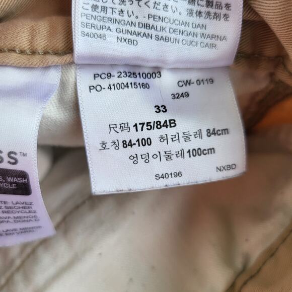 Levi's Cargo Shorts Size 33 Brown Khaki Preppy Pockets Casual Outdoor Hiking 9" - Picture 7 of 11